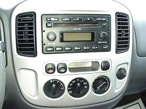 2005 FORD ESCAPE XLT