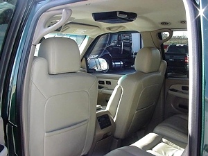 2003 CHEVY SUBURBAN 4X4