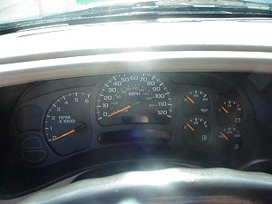 2003 CHEVY SUBURBAN 4X4