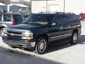 2003 CHEVY SUBURBAN 4X4