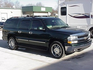 2003 CHEVY SUBURBAN 4X4