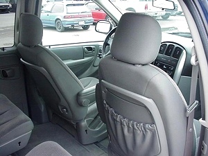 2005 CHRYSLER TOWN AND COUNTRY STOW N GO