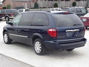 2005 CHRYSLER TOWN AND COUNTRY STOW N GO