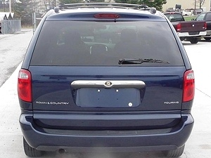 2005 CHRYSLER TOWN AND COUNTRY STOW N GO