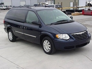 2005 CHRYSLER TOWN AND COUNTRY STOW N GO