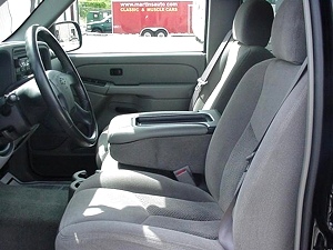 2004 CHEVY TAHOE LS