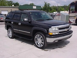 2004 CHEVY TAHOE LS