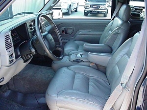 1999 GMC SUBURBAN 4X4