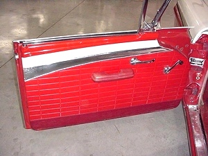 1957 FORD FAIRLANE 500 SKYLINER