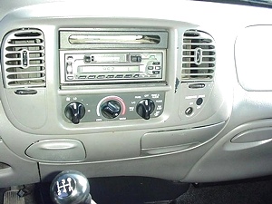 1999 FORD F-150 4X4 (SALE PENDING)