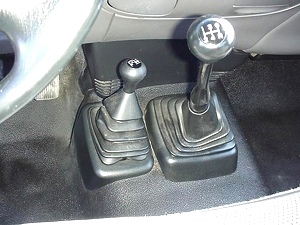 1999 FORD F-150 4X4 (SALE PENDING)