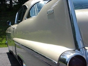 1957 CADILLAC COUPE DE VILLE