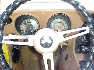 1975 CHEVY CORVETTE STINGRAY / T-TOPS