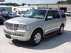 2007 LINCOLN NAVIGATOR (Sale Pending)