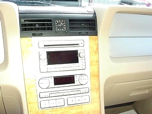 2007 LINCOLN NAVIGATOR (Sale Pending)