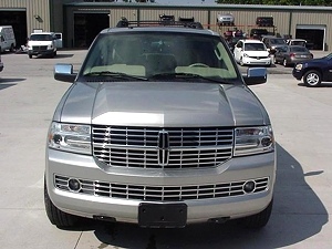 2007 LINCOLN NAVIGATOR (Sale Pending)