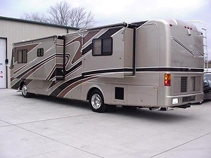 2001 MONACO DIPLOMAT LE 40PBD