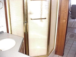 2001 MONACO DIPLOMAT LE 40PBD
