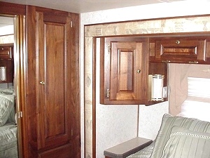 2001 MONACO DIPLOMAT LE 40PBD