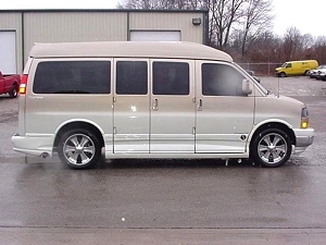 2005 GMC LIMITED SE CONVERSION VAN