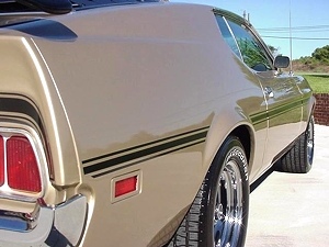 1972 FORD MUSTANG MACH 1 SOLD