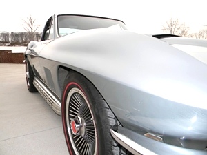 1967 CHEVY CORVETTE STINGRAY 