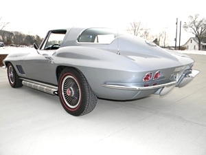 1967 CHEVY CORVETTE STINGRAY 