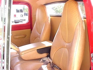 1955 FORD F-100 (SALE PENDING)