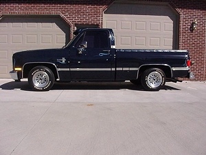 1985 CHEVY SILVERADO 