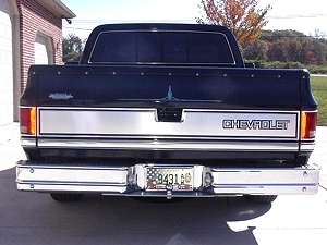 1985 CHEVY SILVERADO 