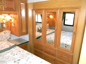 2001 HOLIDAY RAMBLER ENDEAVOR 38WDD