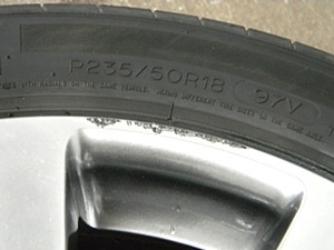 2009 CADILLAC CTS WHEELS AND TIRES