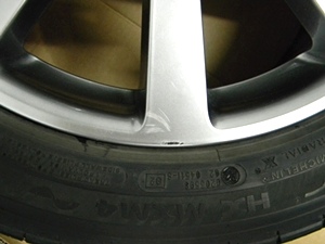 2009 CADILLAC CTS WHEELS AND TIRES