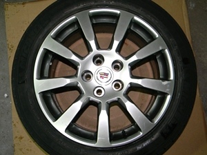 2009 CADILLAC CTS WHEELS AND TIRES
