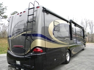 2006 TSUNAMI 4104QS BY FOREST RIVER