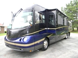 2006 TSUNAMI 4104QS BY FOREST RIVER
