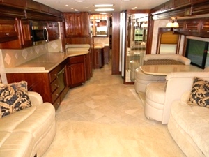 2006 TSUNAMI 4104QS BY FOREST RIVER