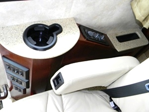 2006 TSUNAMI 4104QS BY FOREST RIVER