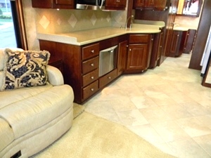 2006 TSUNAMI 4104QS BY FOREST RIVER