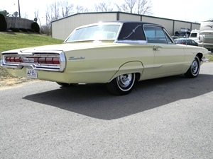 1966 FORD THUNDERBIRD