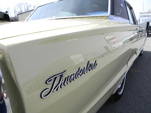 1966 FORD THUNDERBIRD