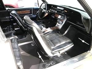 1966 FORD THUNDERBIRD