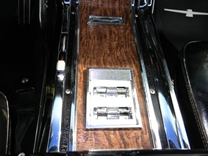 1966 FORD THUNDERBIRD