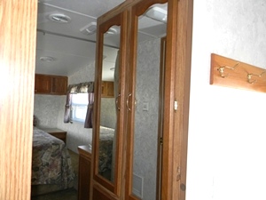 2002 COUGAR BY KEYSTONE 5TH WHEEL