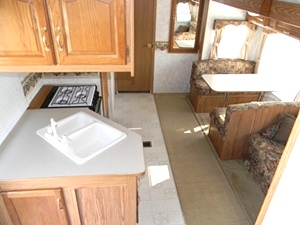 2002 COUGAR BY KEYSTONE 5TH WHEEL