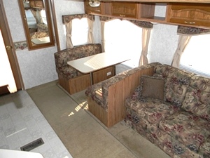 2002 COUGAR BY KEYSTONE 5TH WHEEL