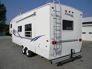2002 COUGAR BY KEYSTONE 5TH WHEEL