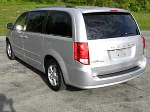 2011 DODGE GRAND CARAVAN