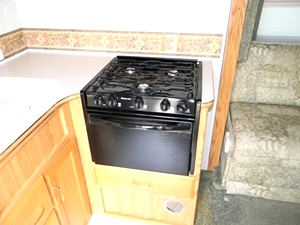 2003 WINNEBAGO MINNIE C-CLASS