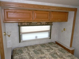 2003 WINNEBAGO MINNIE C-CLASS
